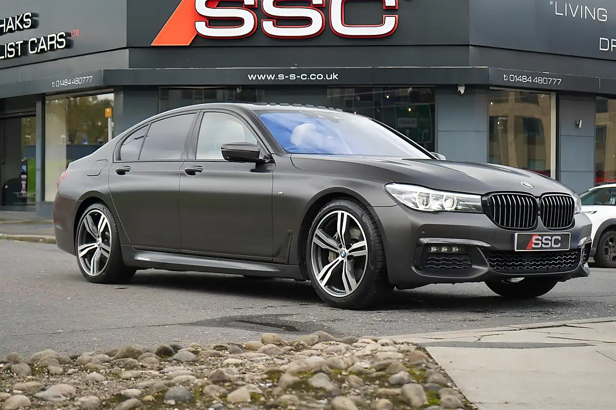 Used 2017 BMW 7 Series M Sport Black - Interior and Exterior details 4