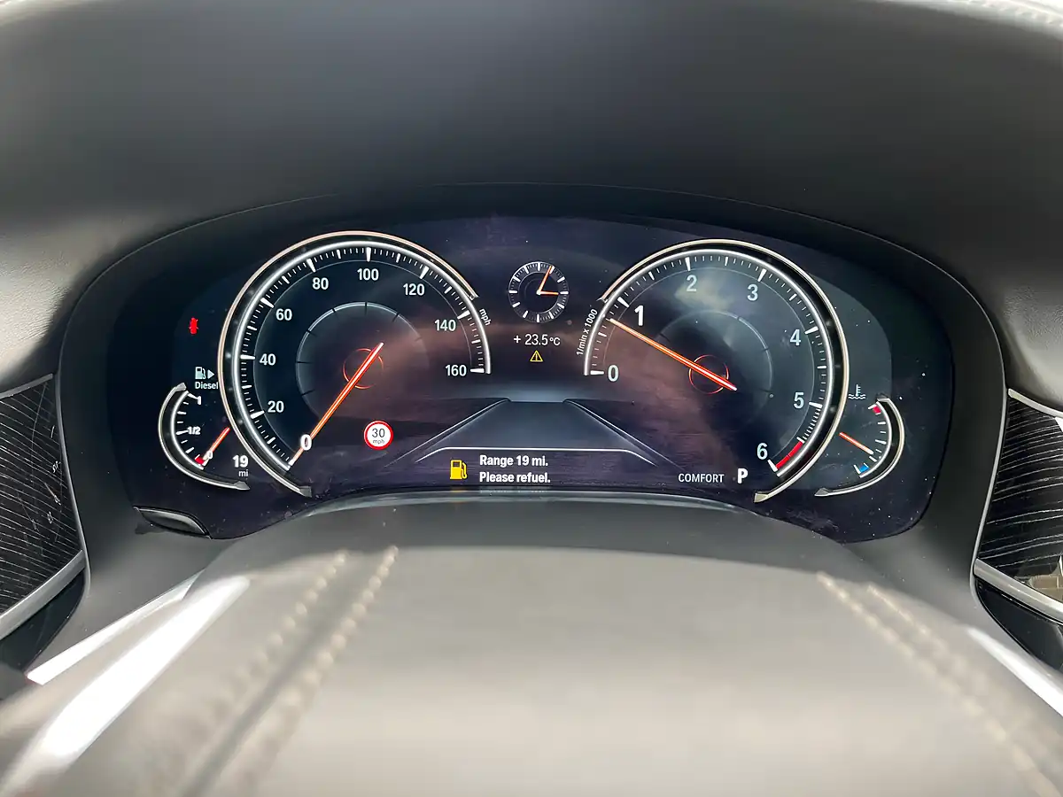 Used 2017 BMW 7 Series M Sport Brown - Interior and Exterior details 5