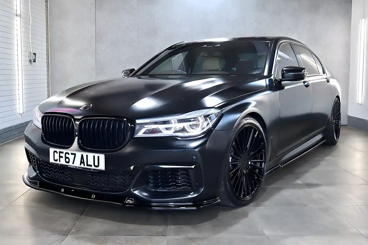 Used 2017 BMW 7 Series M760L Black - Interior and Exterior details 7