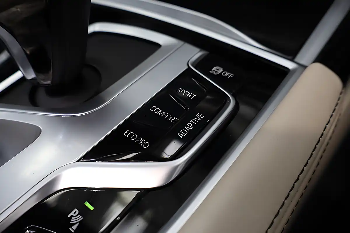 Used 2017 BMW 7 Series M760L Megallan Grey - Interior and Exterior details 13