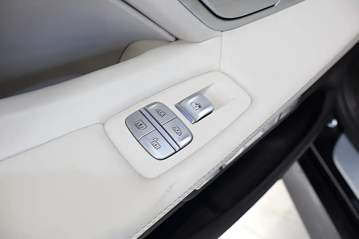 Used 2017 BMW 760Li M760L Black - Interior and Exterior details 15