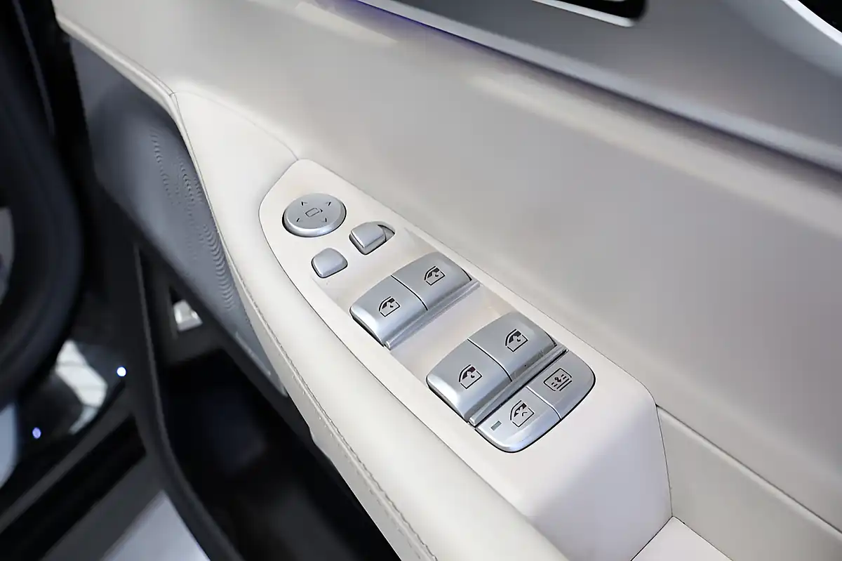 Used 2017 BMW 760Li M760L Black - Interior and Exterior details 16