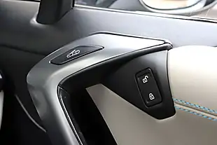 Used 2017 BMW I8 Coupe Ionic Silver - Interior and Exterior details 10