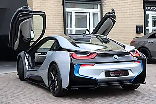 Used 2017 BMW I8 Coupe Ionic Silver - Interior and Exterior details 6