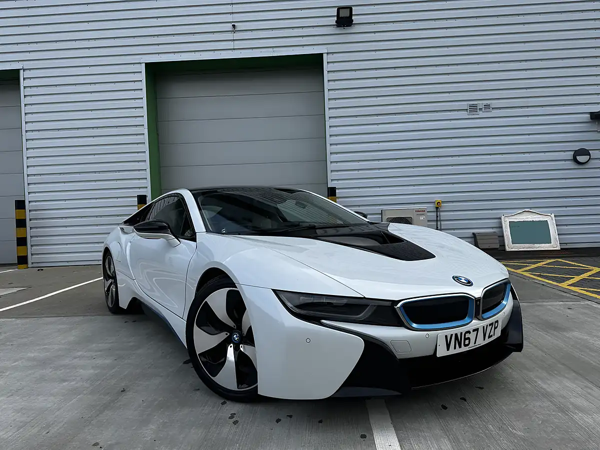 Used 2017 BMW I8 Coupe Multicolour - Interior and Exterior details 2