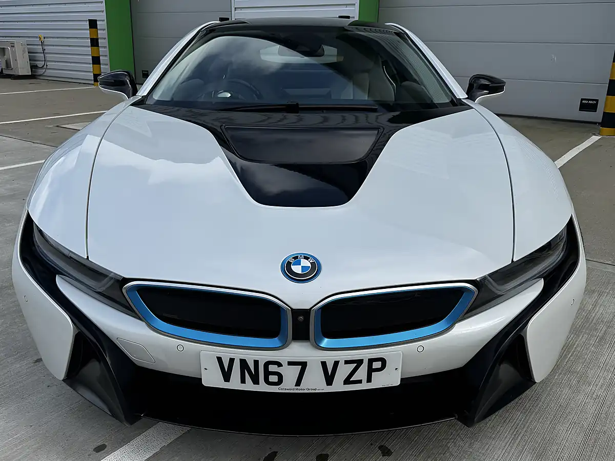 Used 2017 BMW I8 Coupe Multicolour - Interior and Exterior details 4