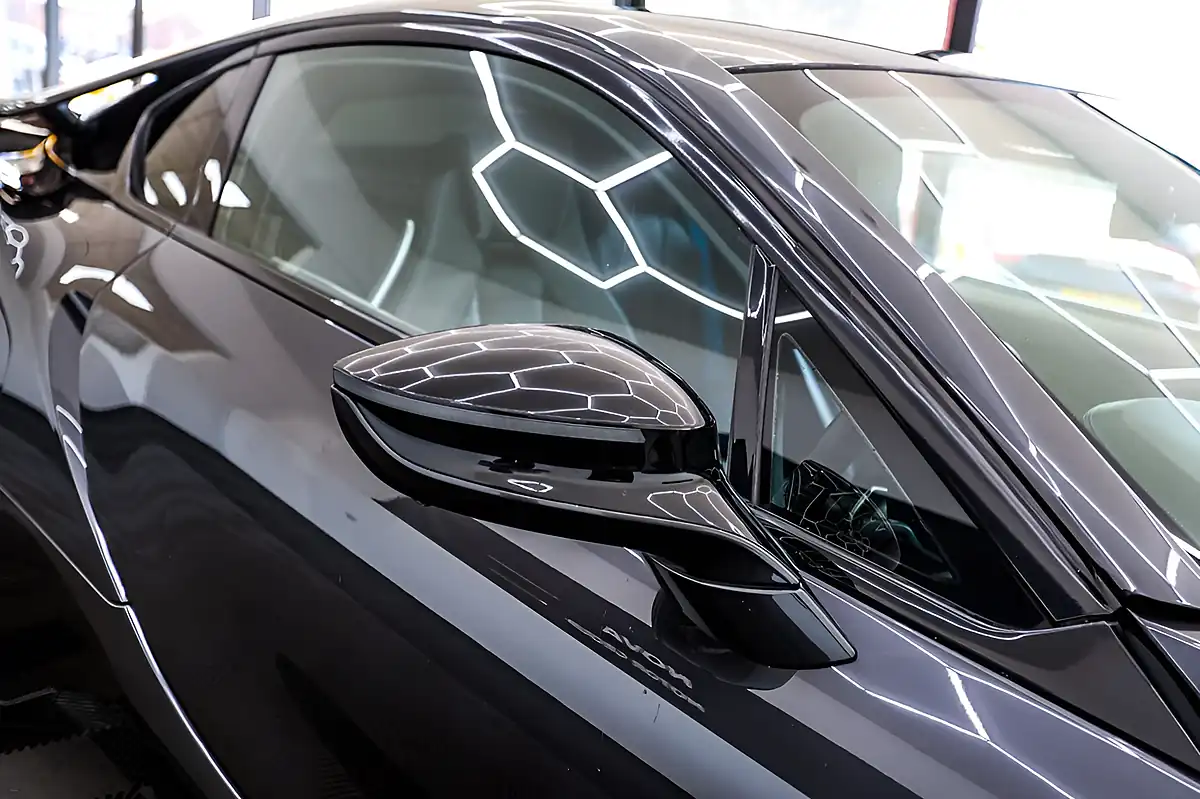 Used 2017 BMW i8 Coupe Multicolour - Interior and Exterior details 18