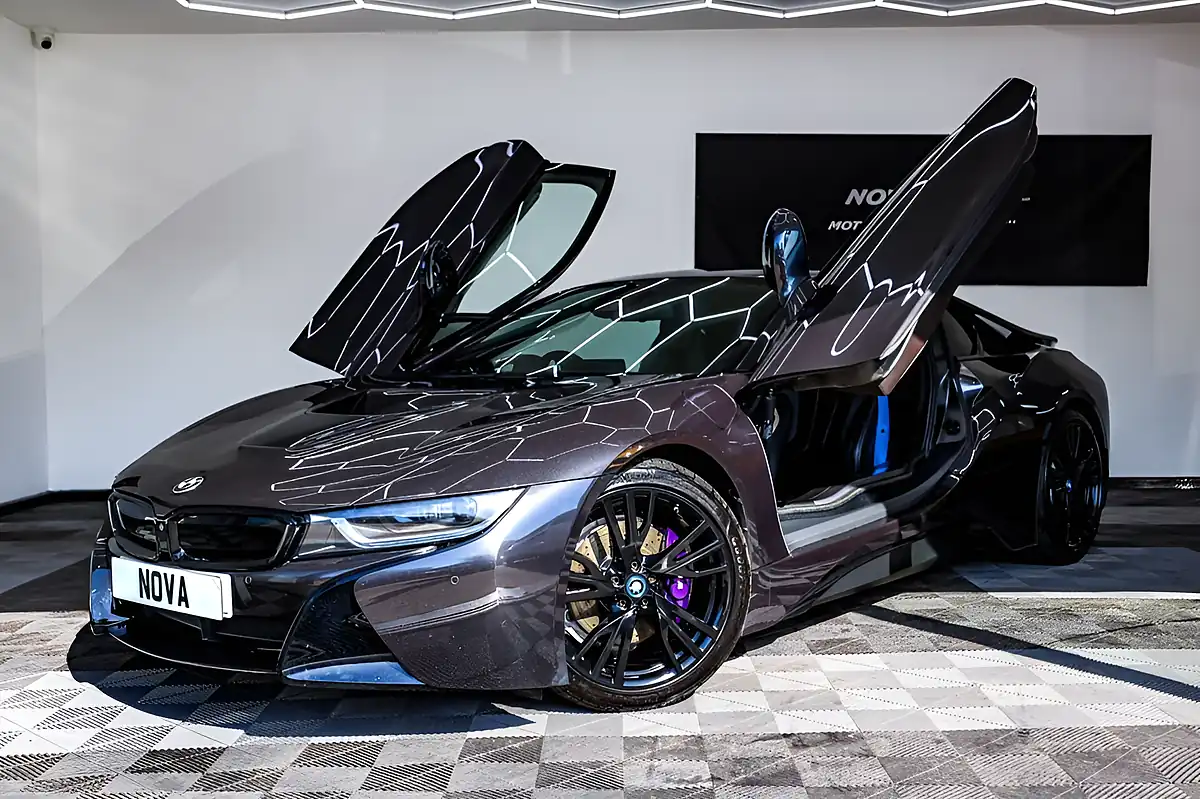Used 2017 BMW i8 Coupe Multicolour - Interior and Exterior details 2