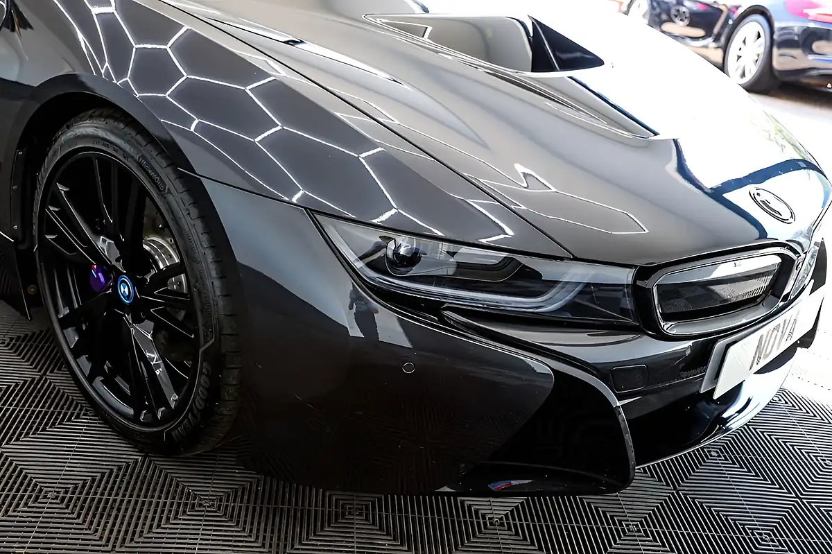 Used 2017 BMW i8 Coupe Multicolour - Interior and Exterior details 20
