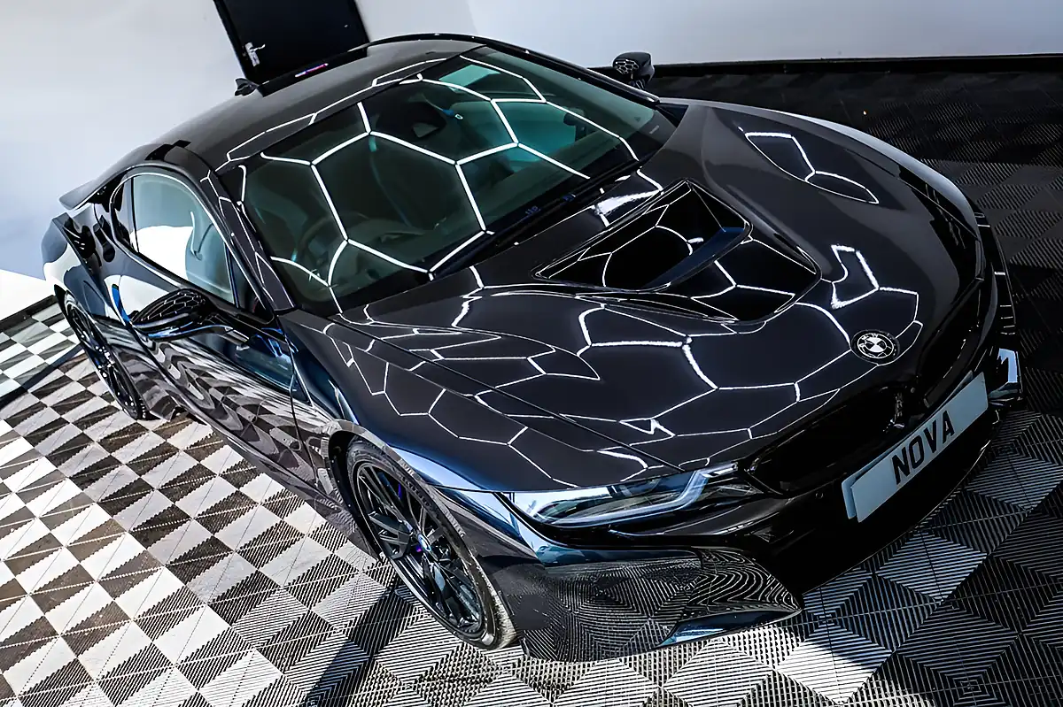 Used 2017 BMW i8 Coupe Multicolour - Interior and Exterior details 4