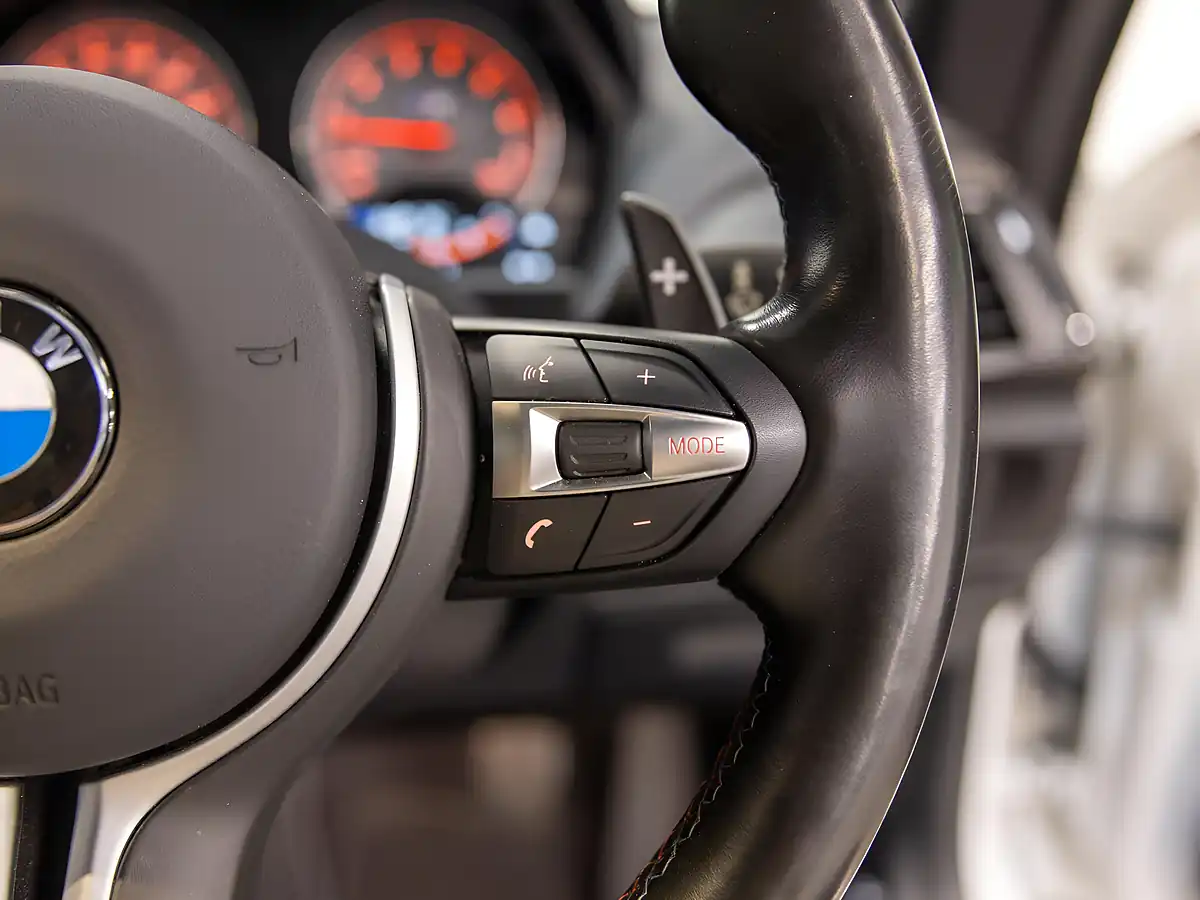 Used 2017 BMW M2 Coupe White - Interior and Exterior details 17