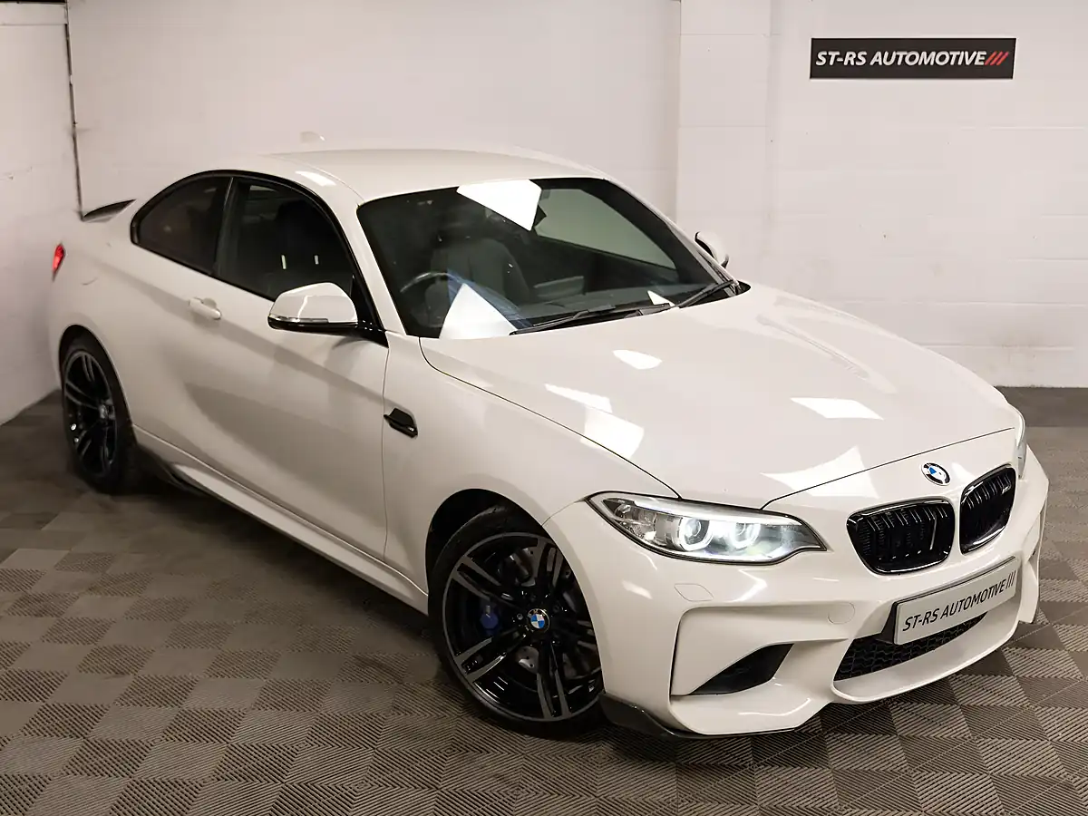Used 2017 BMW M2 Coupe White - Interior and Exterior details 5
