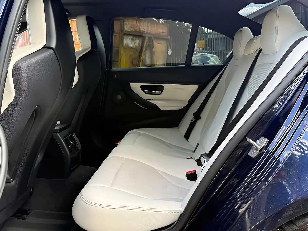 Used 2017 BMW M3 Competition Blue - Interior and Exterior details 12