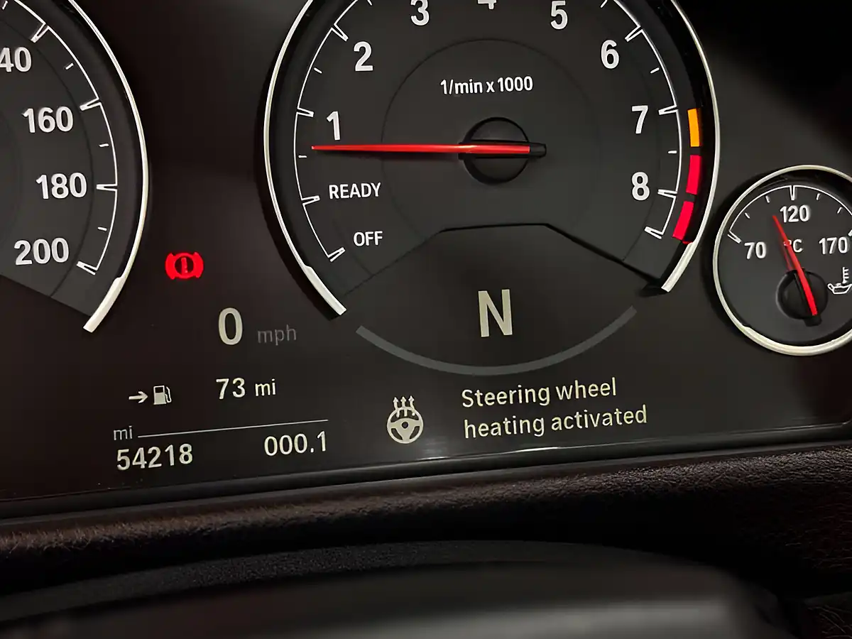 Used 2017 BMW M4 Competition Blue - Interior and Exterior details 14