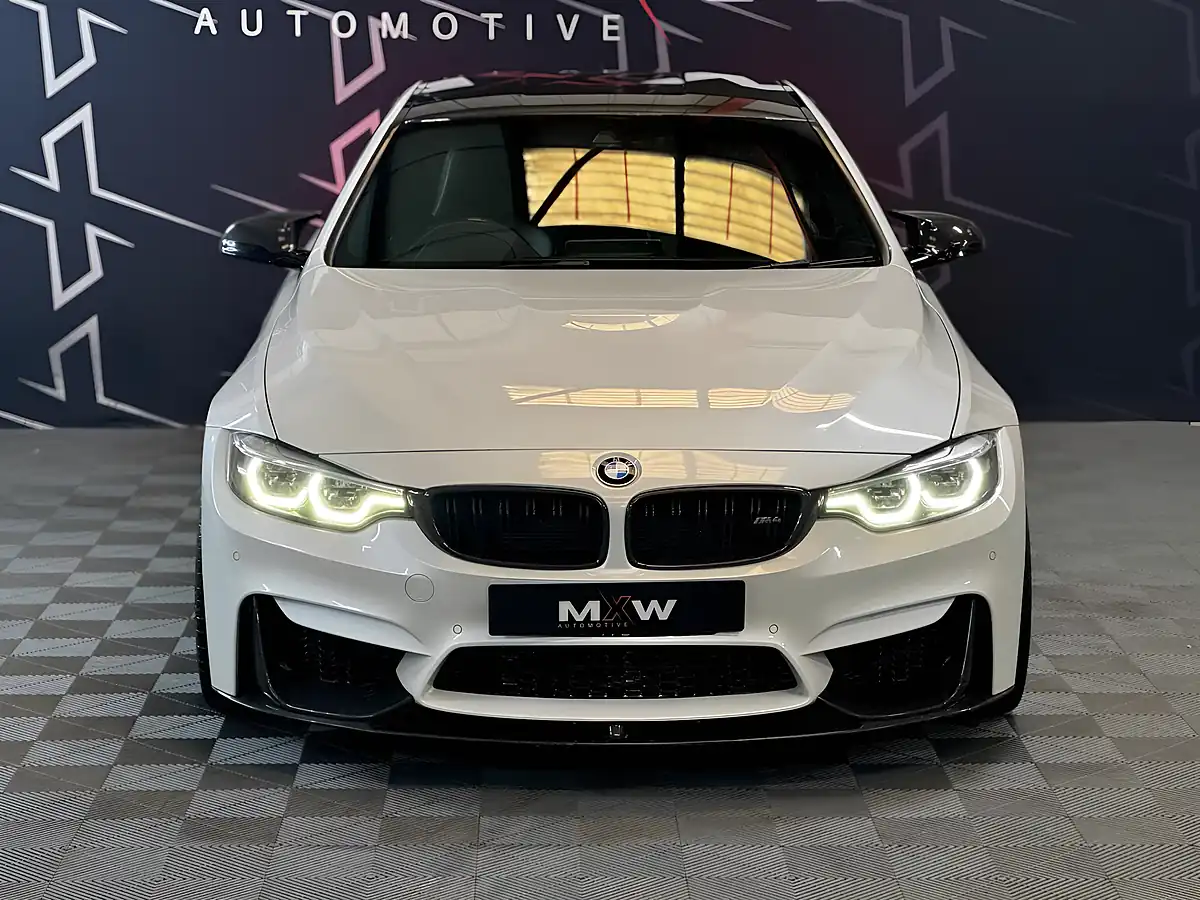 Used 2017 BMW M4 Competition White - Interior and Exterior details 5