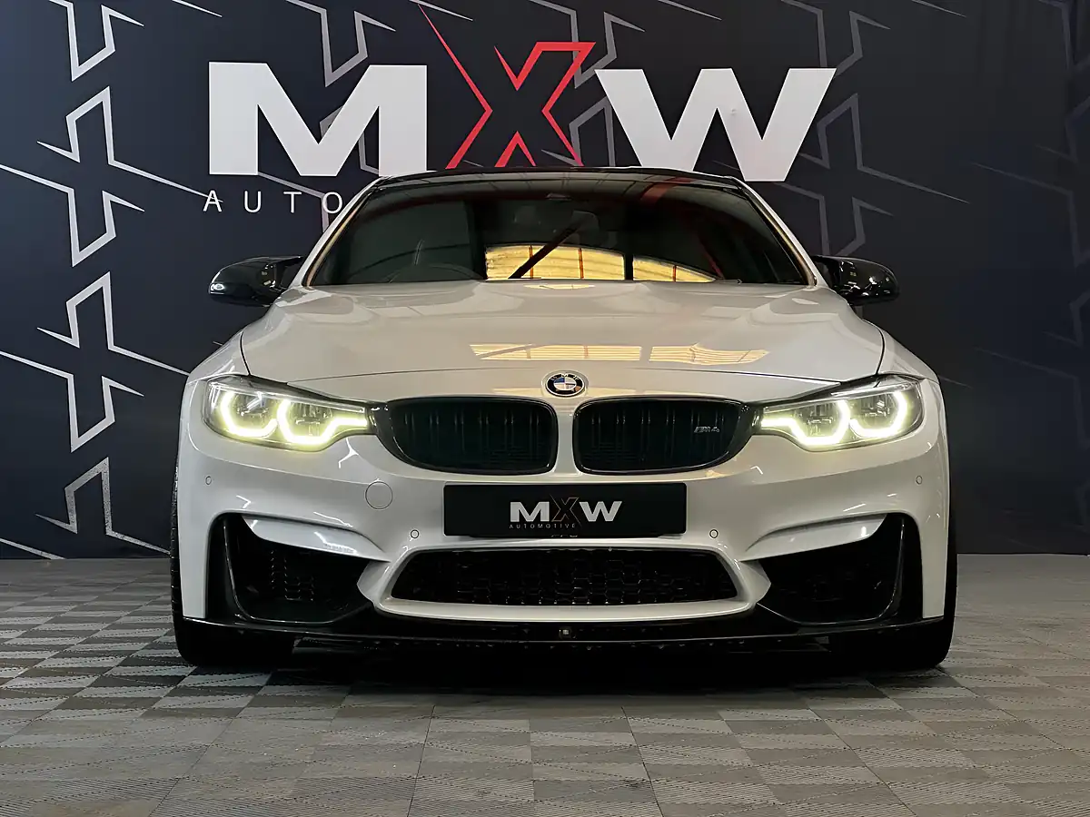Used 2017 BMW M4 Competition White - Interior and Exterior details 6