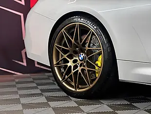 Used 2017 BMW M4 Competition White - Interior and Exterior details 9