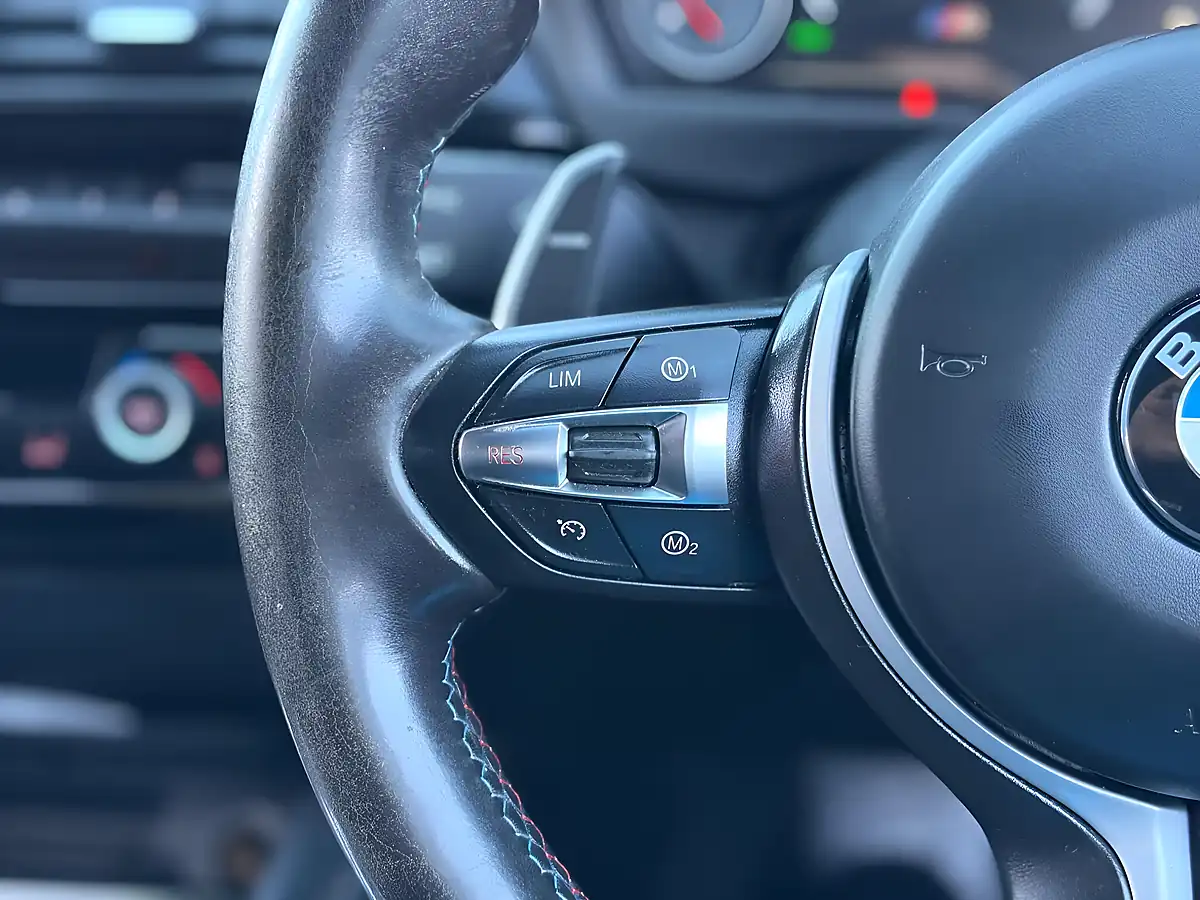 Used 2017 BMW M4 Coupe White - Interior and Exterior details 19