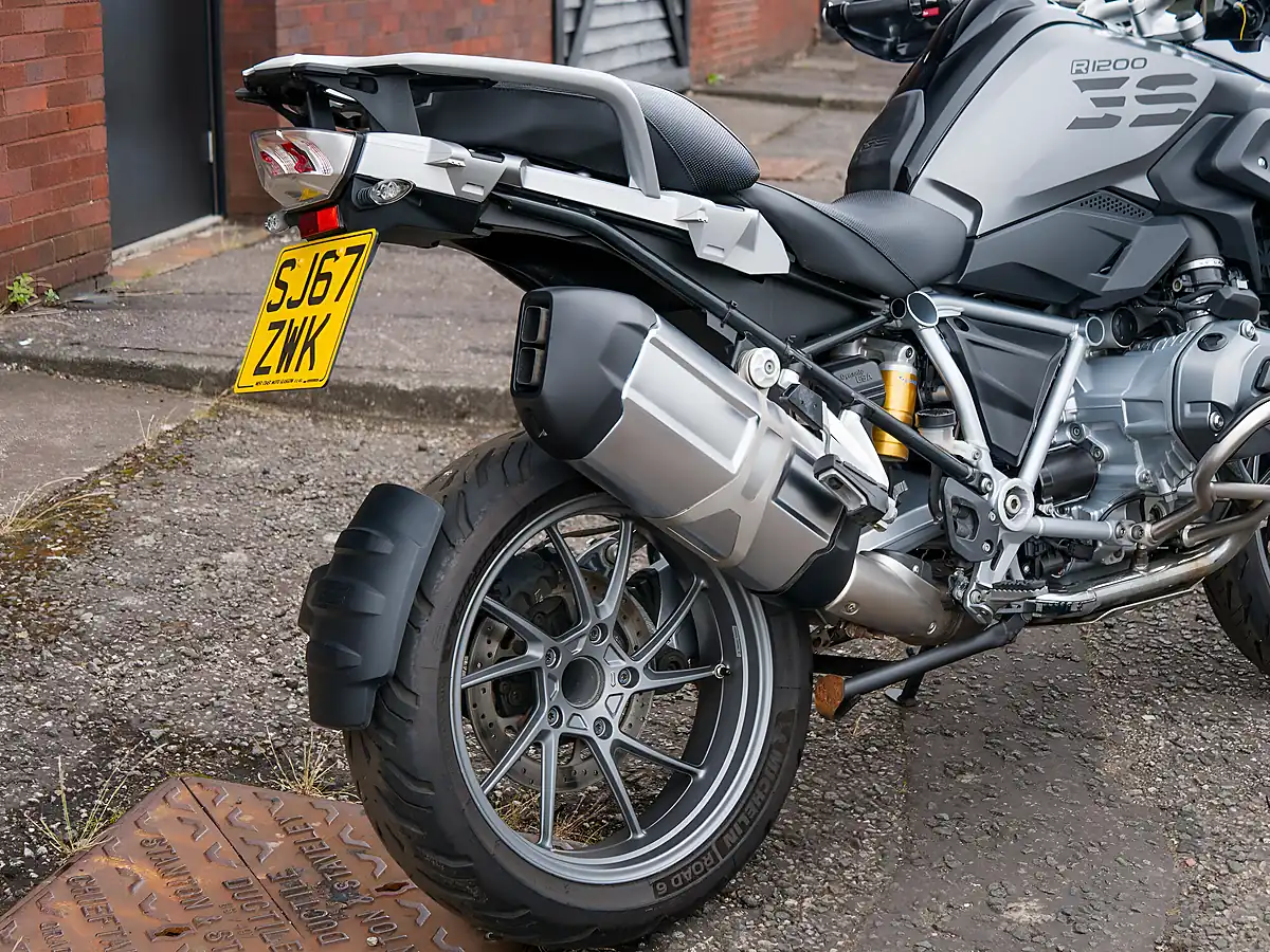 Used 2017 BMW Motorrad R 1200 Gs Black - Interior and Exterior details 12