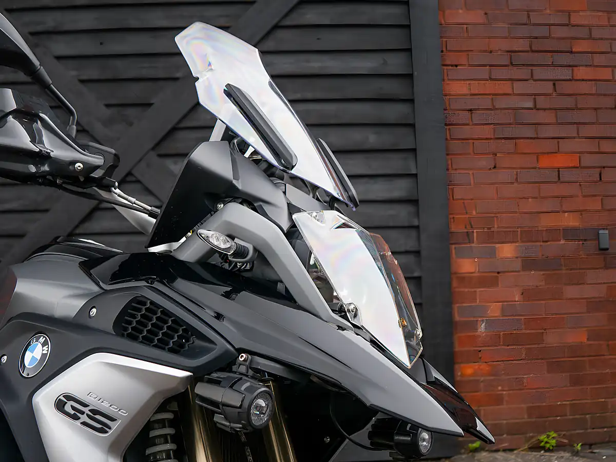 Used 2017 BMW Motorrad R 1200 Gs Black - Interior and Exterior details 5
