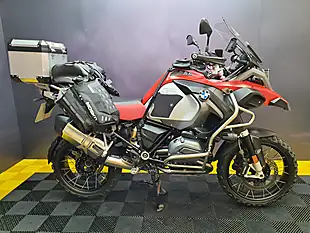 Used 2017 BMW R 1200 Gs Adventure Red - Interior and Exterior details 2
