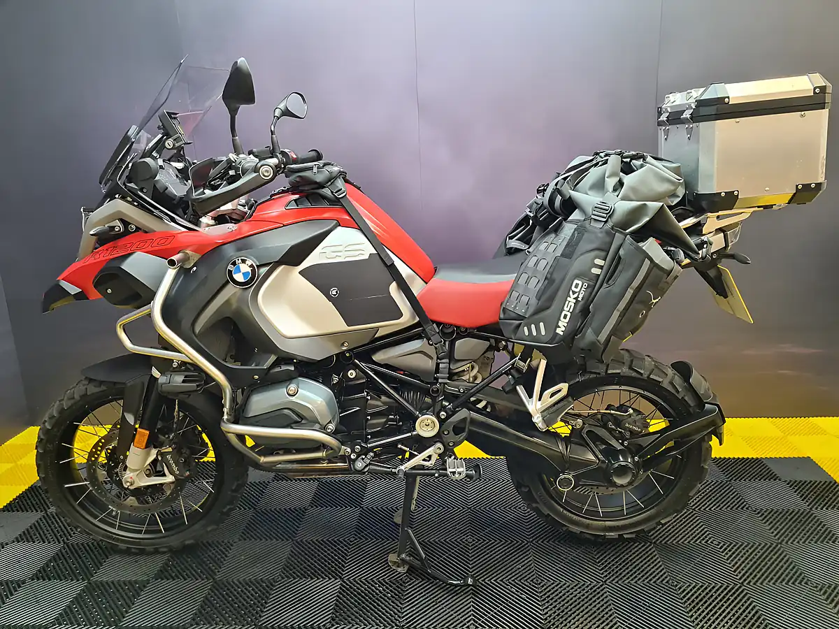 Used 2017 BMW R 1200 Gs Adventure Red - Interior and Exterior details 3