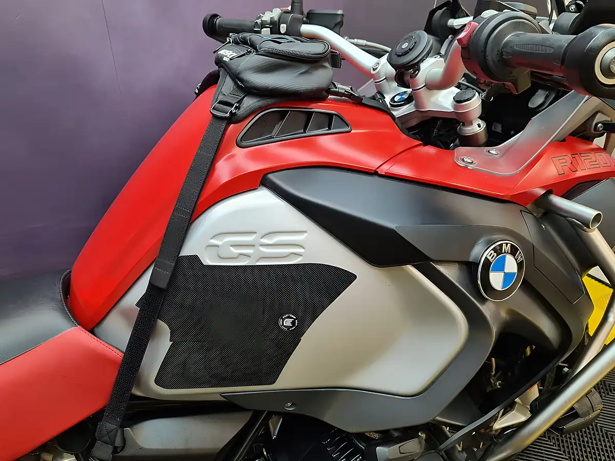 Used 2017 BMW R 1200 Gs Adventure Red - Interior and Exterior details 6