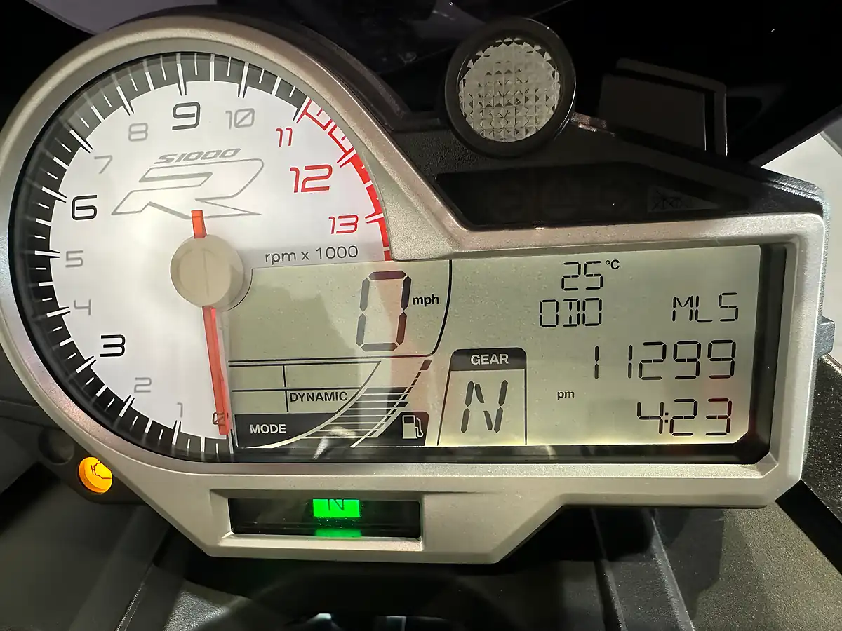Used 2017 BMW S 1000 R Sport White - Interior and Exterior details 11