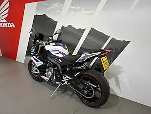 Used 2017 BMW S 1000 R Sport White - Interior and Exterior details 16