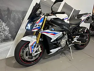 Used 2017 BMW S 1000 R Sport White - Interior and Exterior details 17