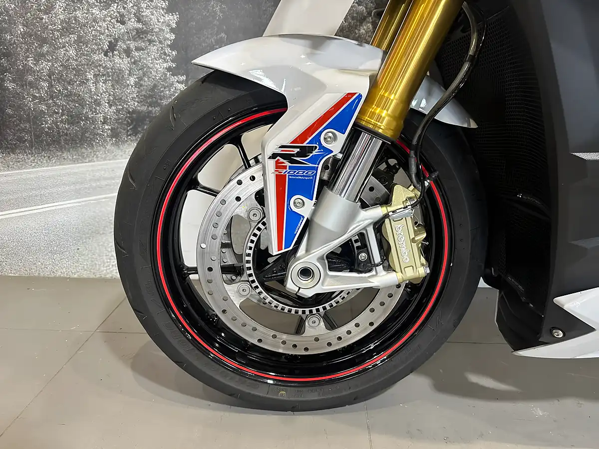 Used 2017 BMW S 1000 R Sport White - Interior and Exterior details 18