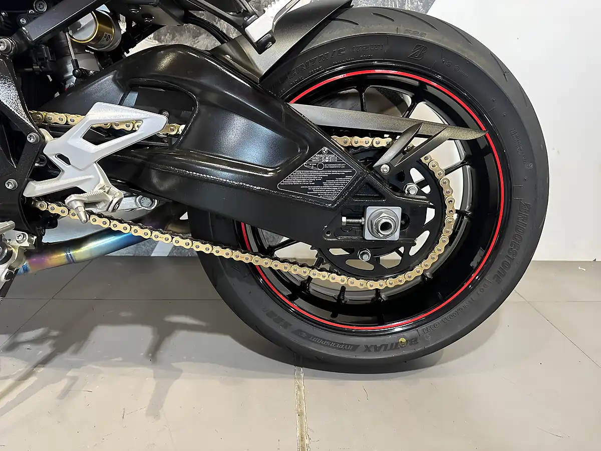 Used 2017 BMW S 1000 R Sport White - Interior and Exterior details 20