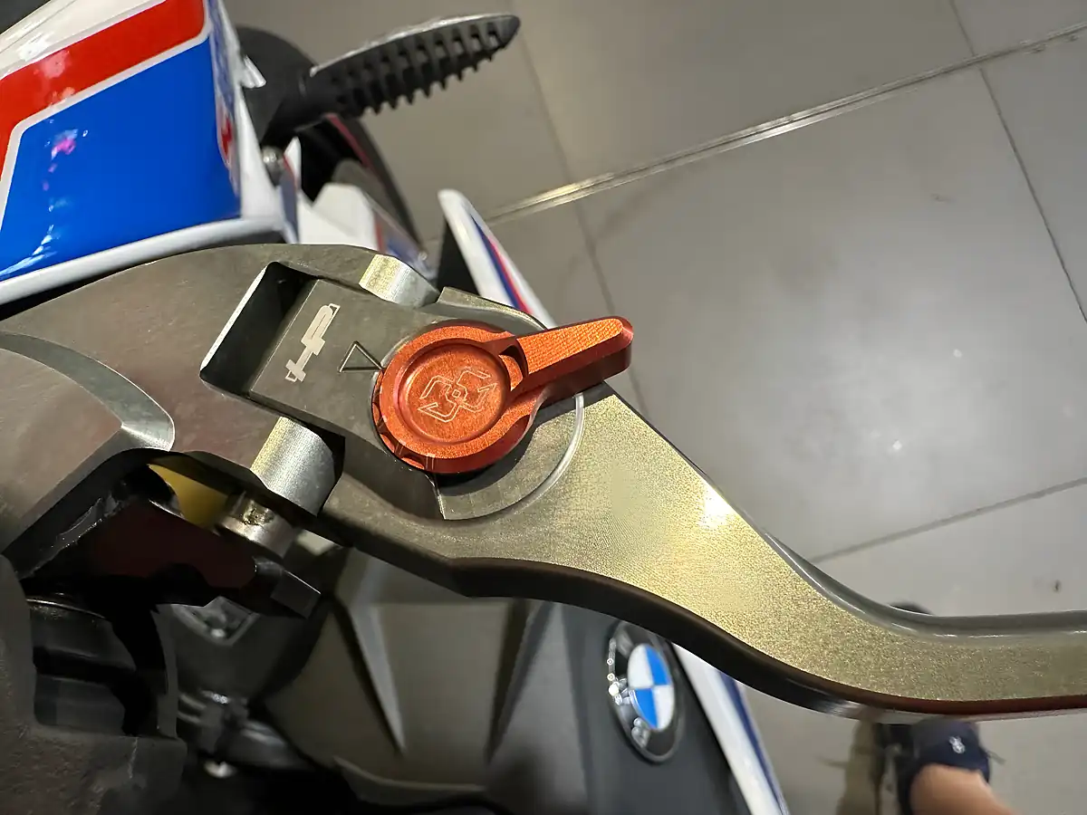 Used 2017 BMW S 1000 R Sport White - Interior and Exterior details 8