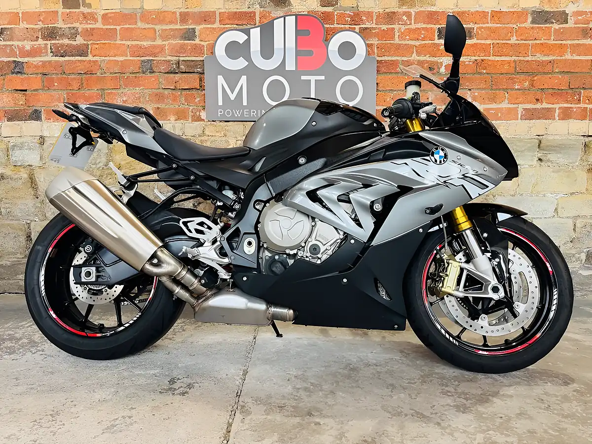 Used 2017 BMW S 1000 Rr Sport Grey - Interior and Exterior details 2