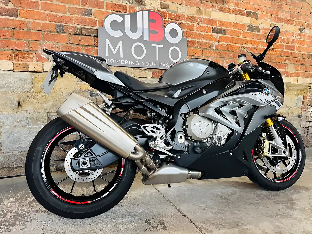 Used 2017 BMW S 1000 Rr Sport Grey - Interior and Exterior details 4