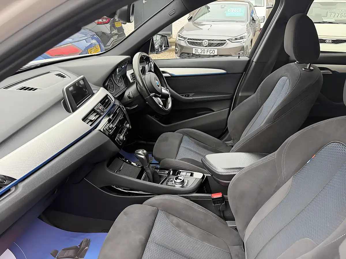 Used 2017 BMW X1 M Sport Alpine White - Interior and Exterior details 8