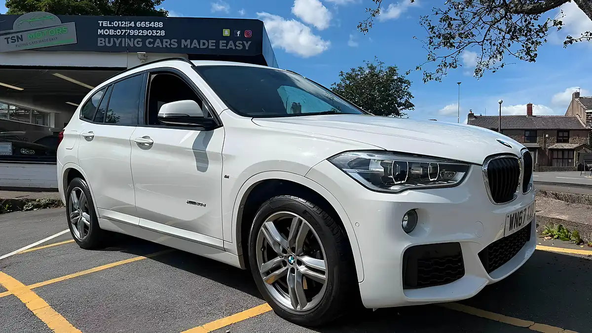 Used 2017 BMW X1 M Sport White - Interior and Exterior details 6