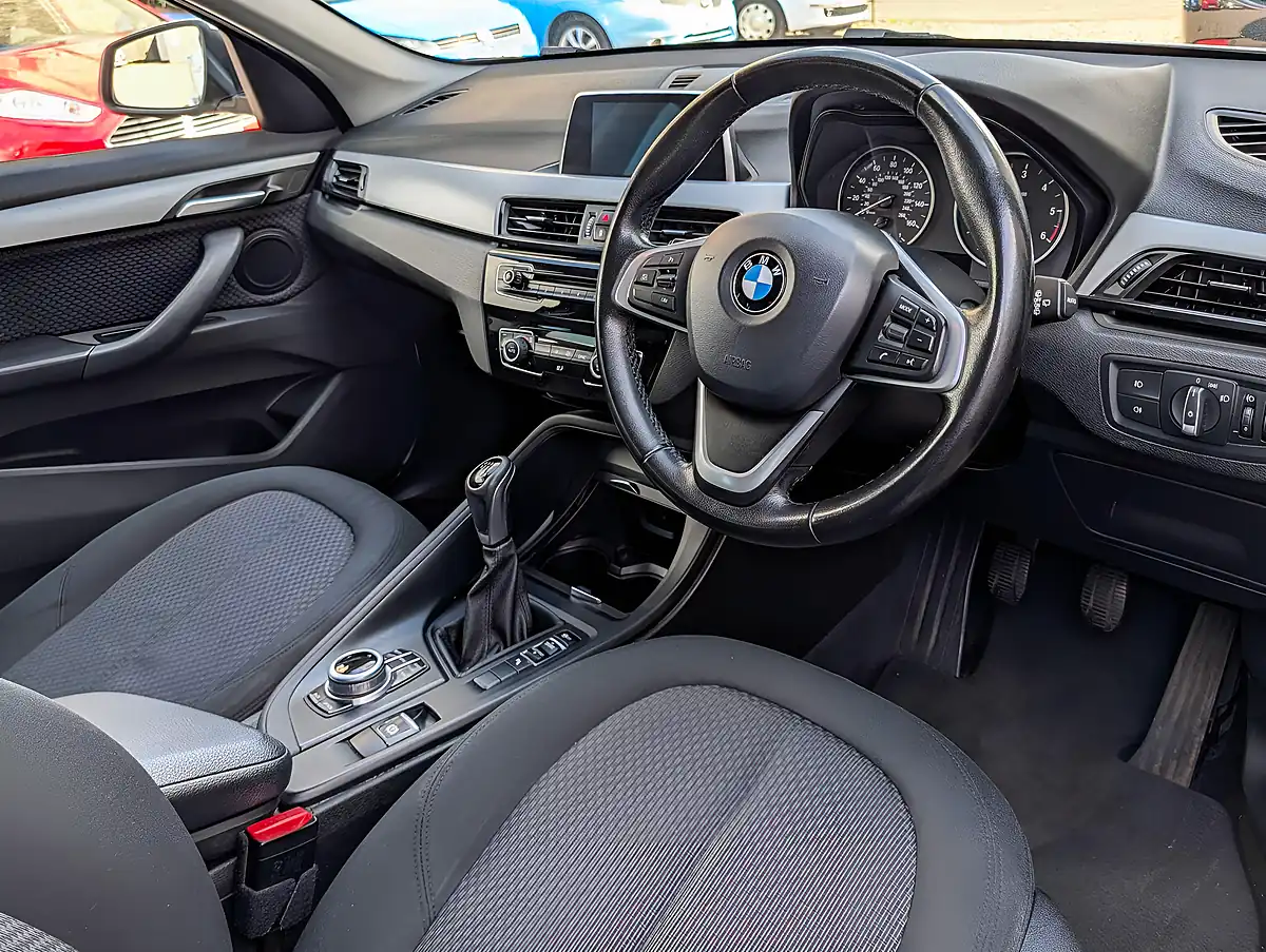 Used 2017 BMW X1 Se White - Interior and Exterior details 15