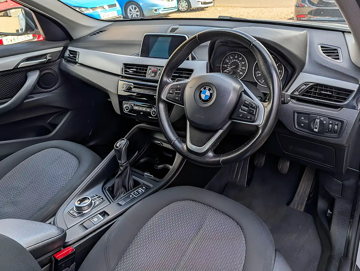 Used 2017 BMW X1 Se White - Interior and Exterior details 16