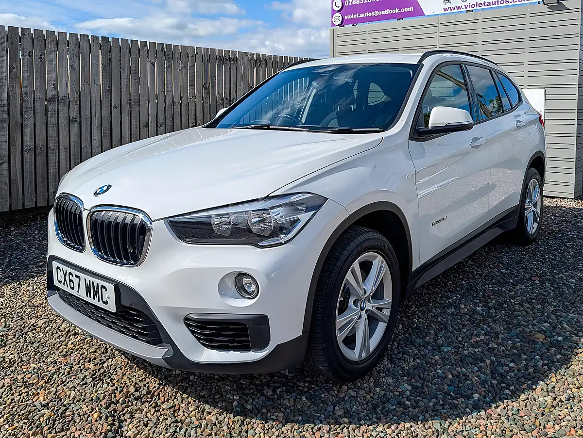 Used 2017 BMW X1 Se White - Interior and Exterior details 3