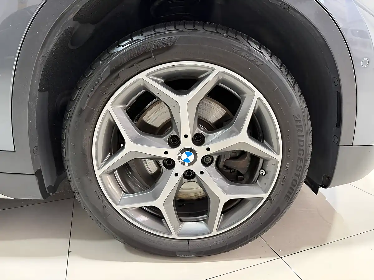 Used 2017 BMW X1 Xline Grey - Interior and Exterior details 12