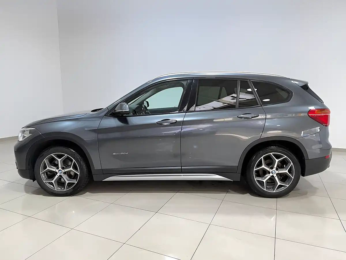 Used 2017 BMW X1 Xline Grey - Interior and Exterior details 5