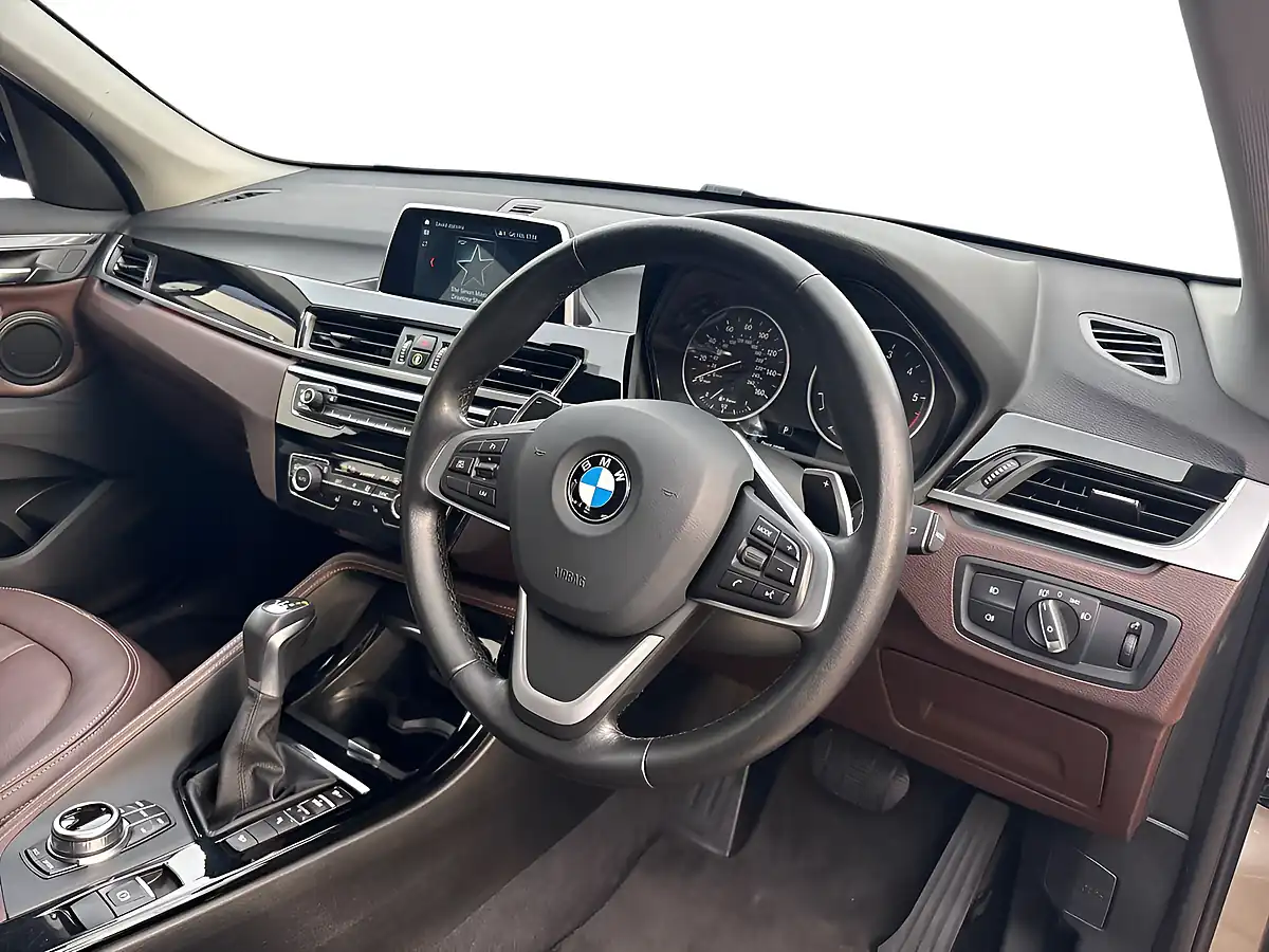 Used 2017 BMW X1 Xline Platinum Silver - Interior and Exterior details 8