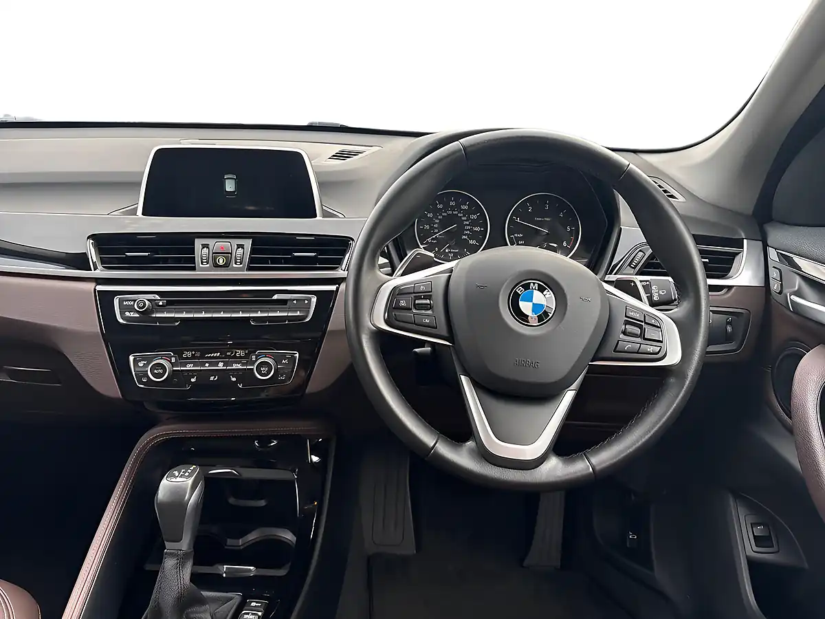 Used 2017 BMW X1 Xline Platinum Silver - Interior and Exterior details 9