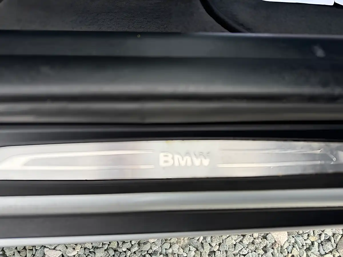 Used 2017 BMW X1 Xline Silver - Interior and Exterior details 10