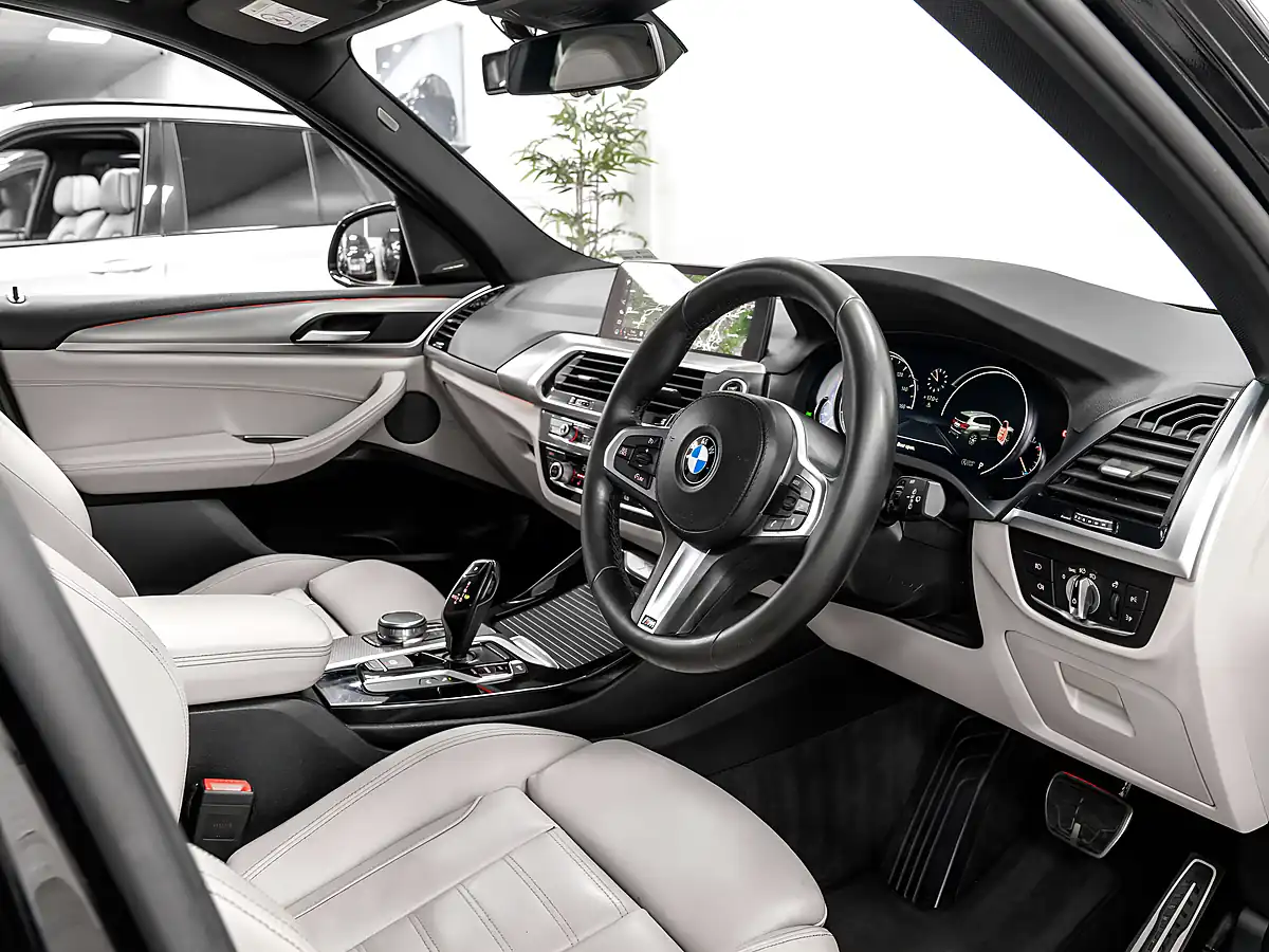 Used 2017 BMW X3 M Sport Black Sapphire - Interior and Exterior details 12