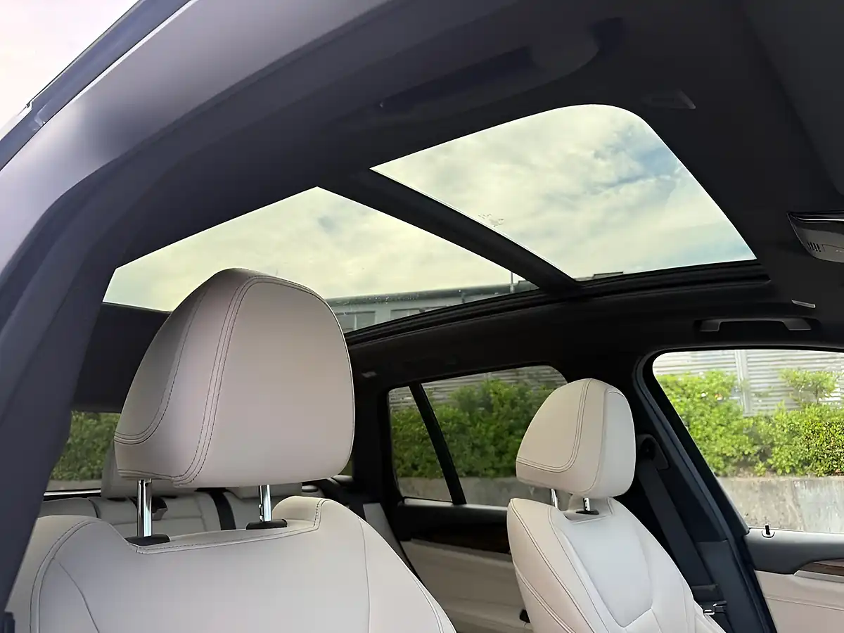 Used 2017 BMW X3 M Sport Blue - Interior and Exterior details 10