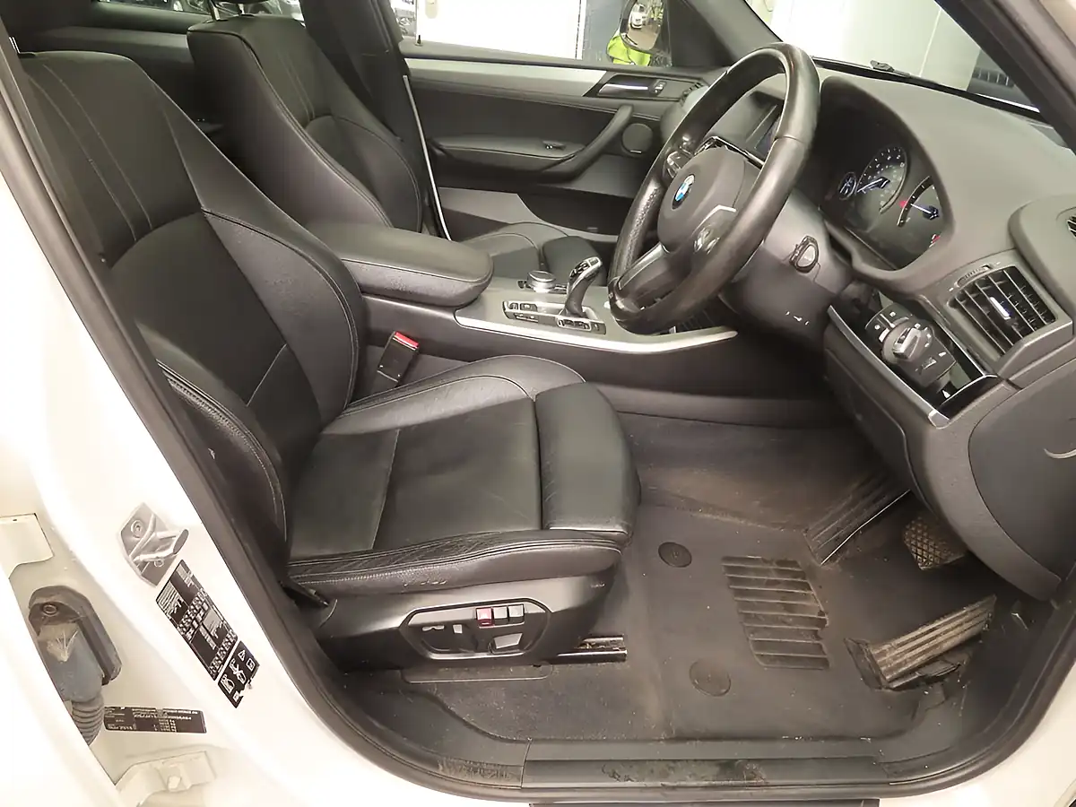 Used 2017 BMW X3 M Sport White - Interior and Exterior details 5
