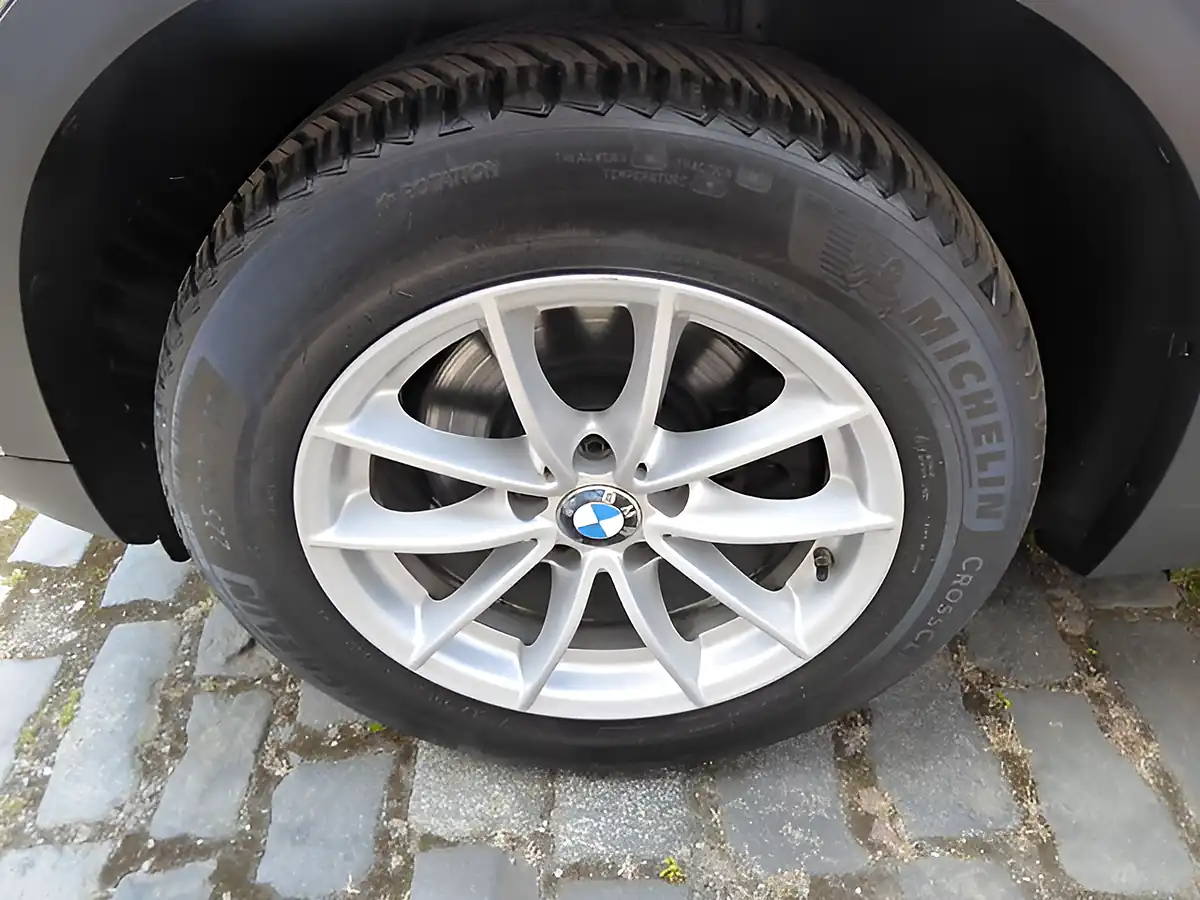 Used 2017 BMW X3 Se Silver - Interior and Exterior details 8