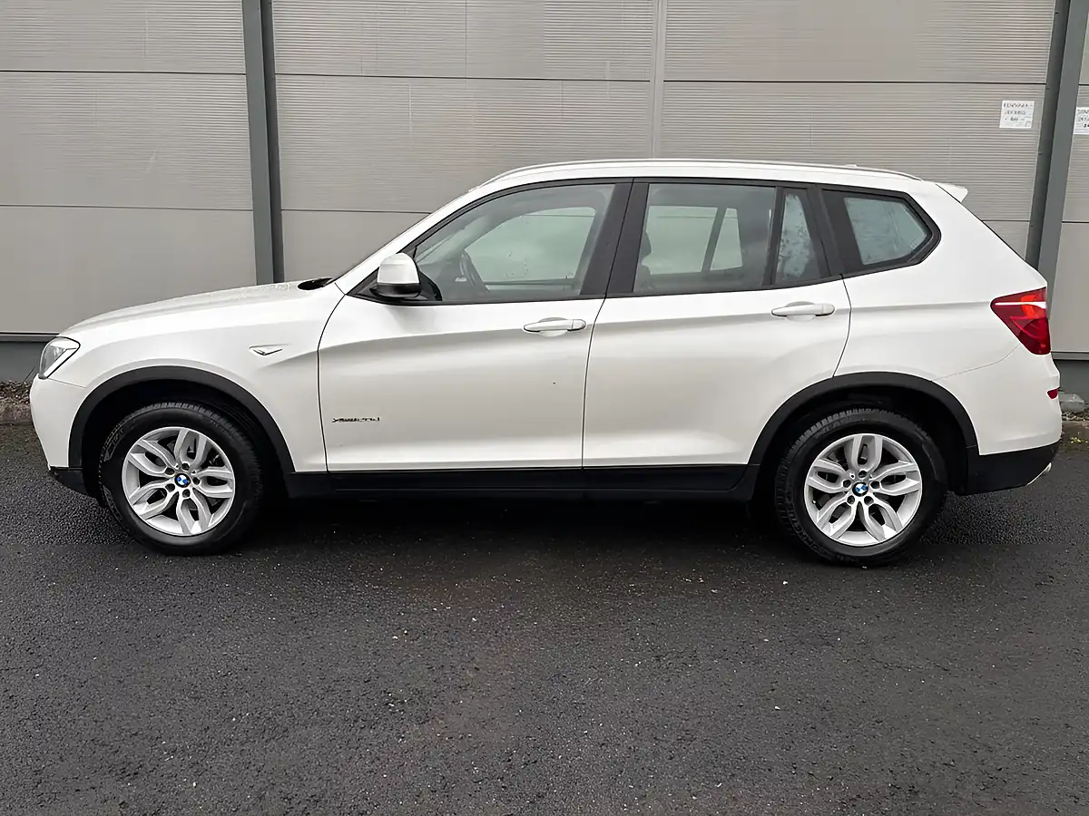 Used 2017 BMW X3 Se White - Interior and Exterior details 5